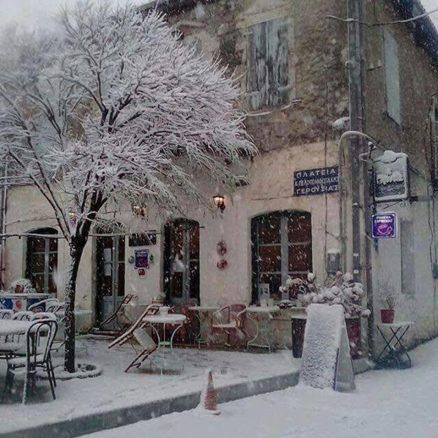 Stemnitsa Stone Residence - Cosy Mountain Escape Экстерьер фото