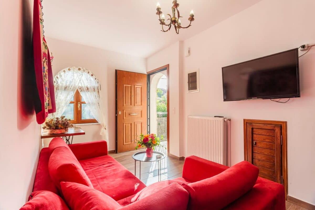 Stemnitsa Stone Residence - Cosy Mountain Escape Экстерьер фото